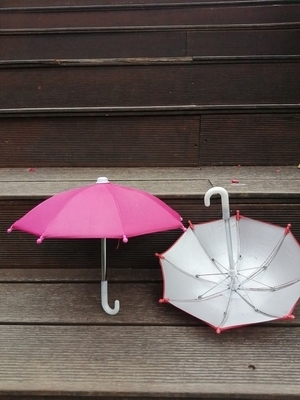 Metal Frame Silver Motorcycle Umbrella with Manual Control and Thickening Sunscreen