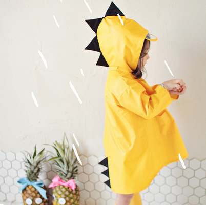 Transparent Long Raincoat for Little Dinosaur Children in Kindergarten and Grade 1-3