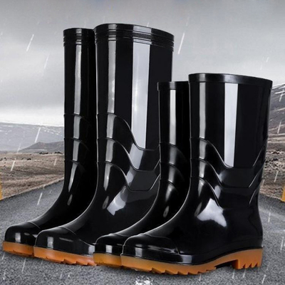 High Tube Rain Boots for Men Made of Plastic in Customized Color and Durable Material