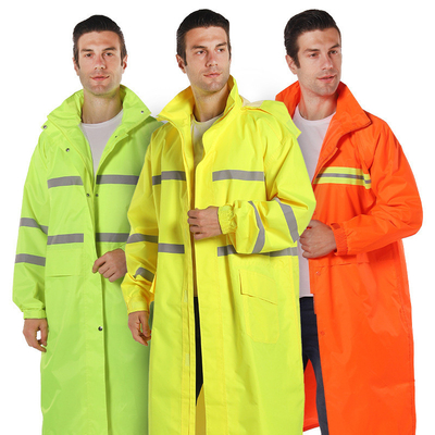 Fluorescent Green Outdoor Sanitation Raincoat Set for Traffic Duty and Flood Control