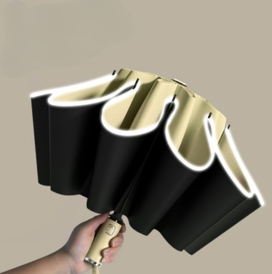 Large Three-fold Fiberglass Frame Reverse Umbrella for Wind and Rain Protection