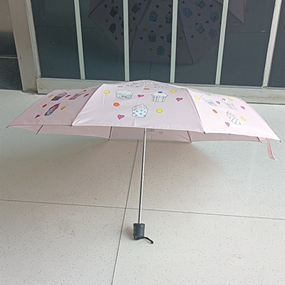 Customized Logo Printed Three Folding Black Coated Fabric Umbrella with Steel Shaft